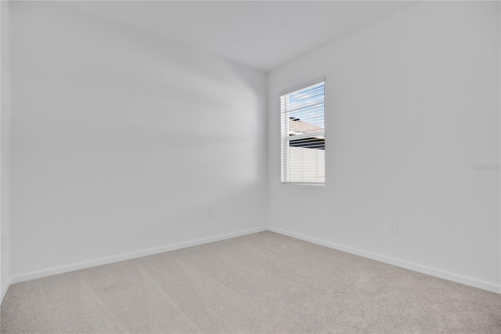 Image 14 of 32 For 714 Squire Avenue