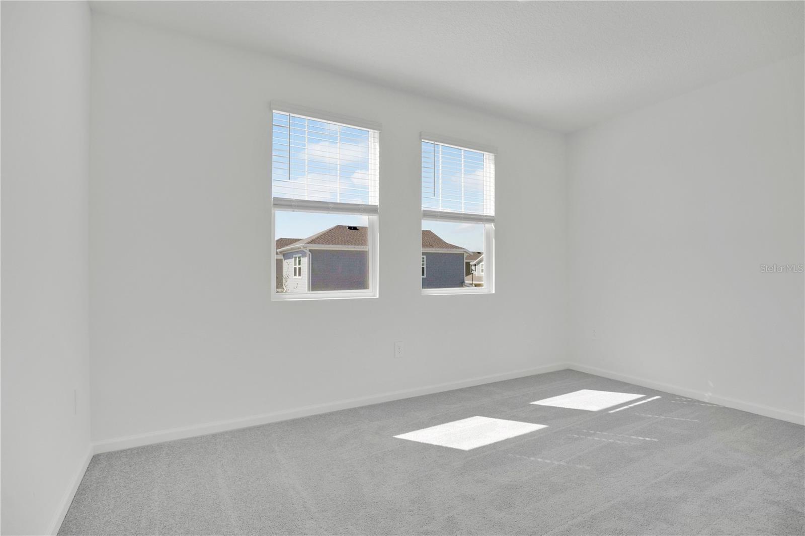 Image 16 of 32 For 714 Squire Avenue