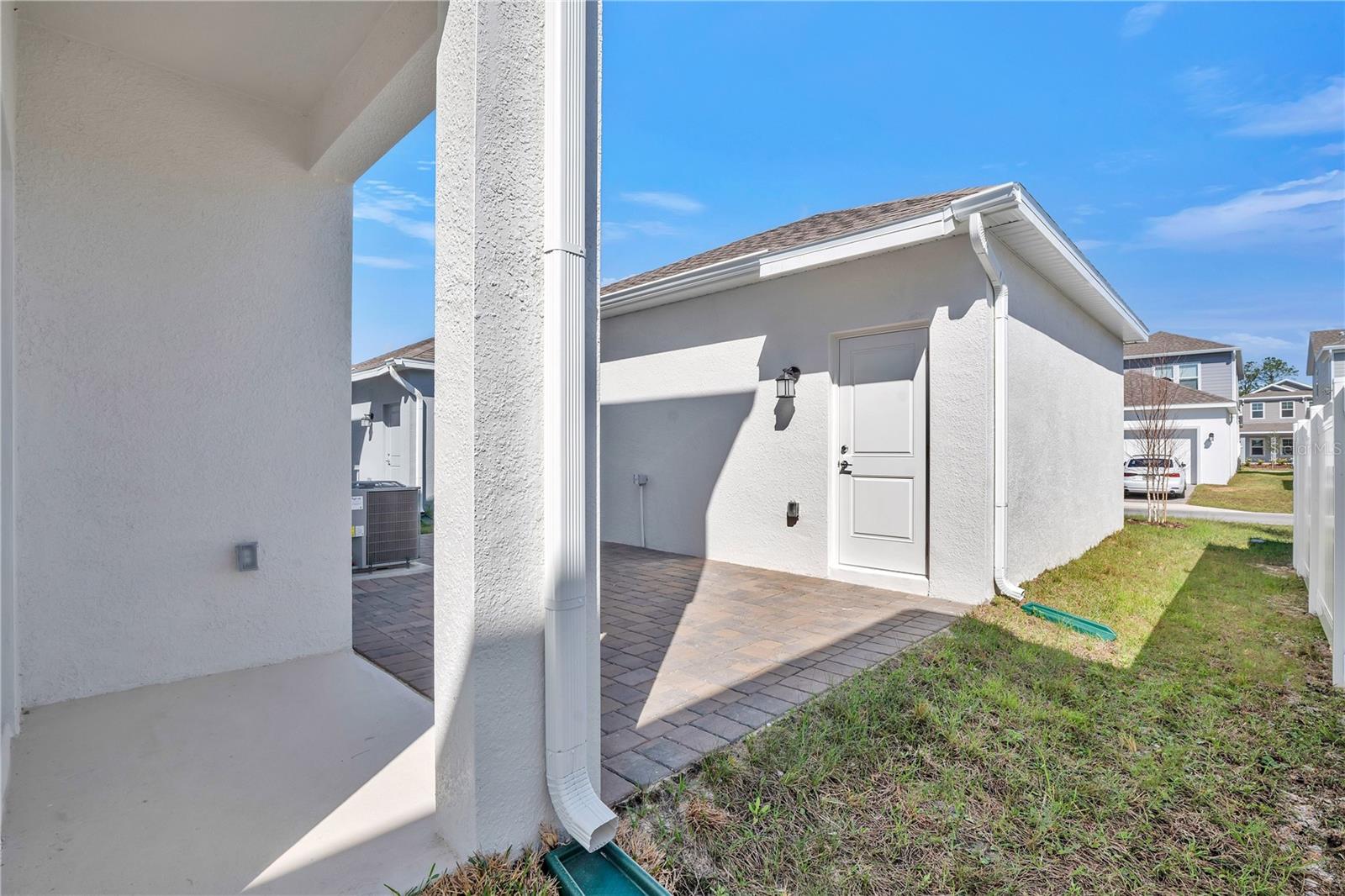 Image 19 of 32 For 714 Squire Avenue