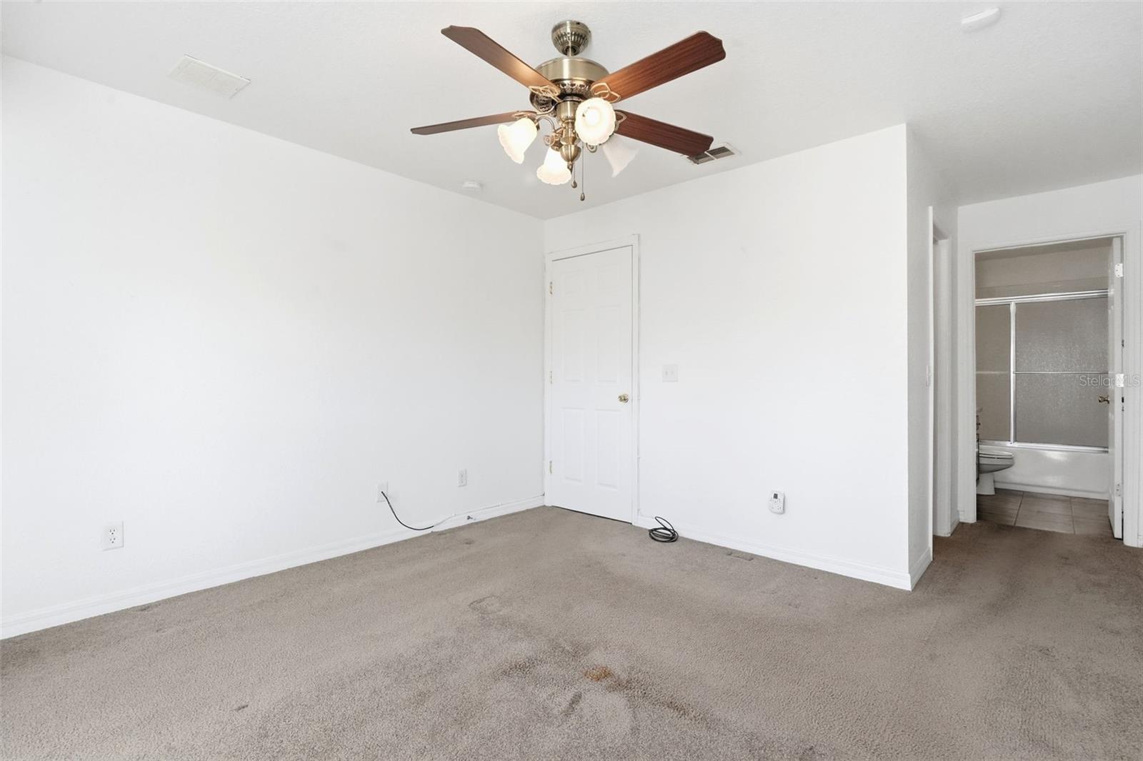 Image 13 of 36 For 709 Pamela Avenue