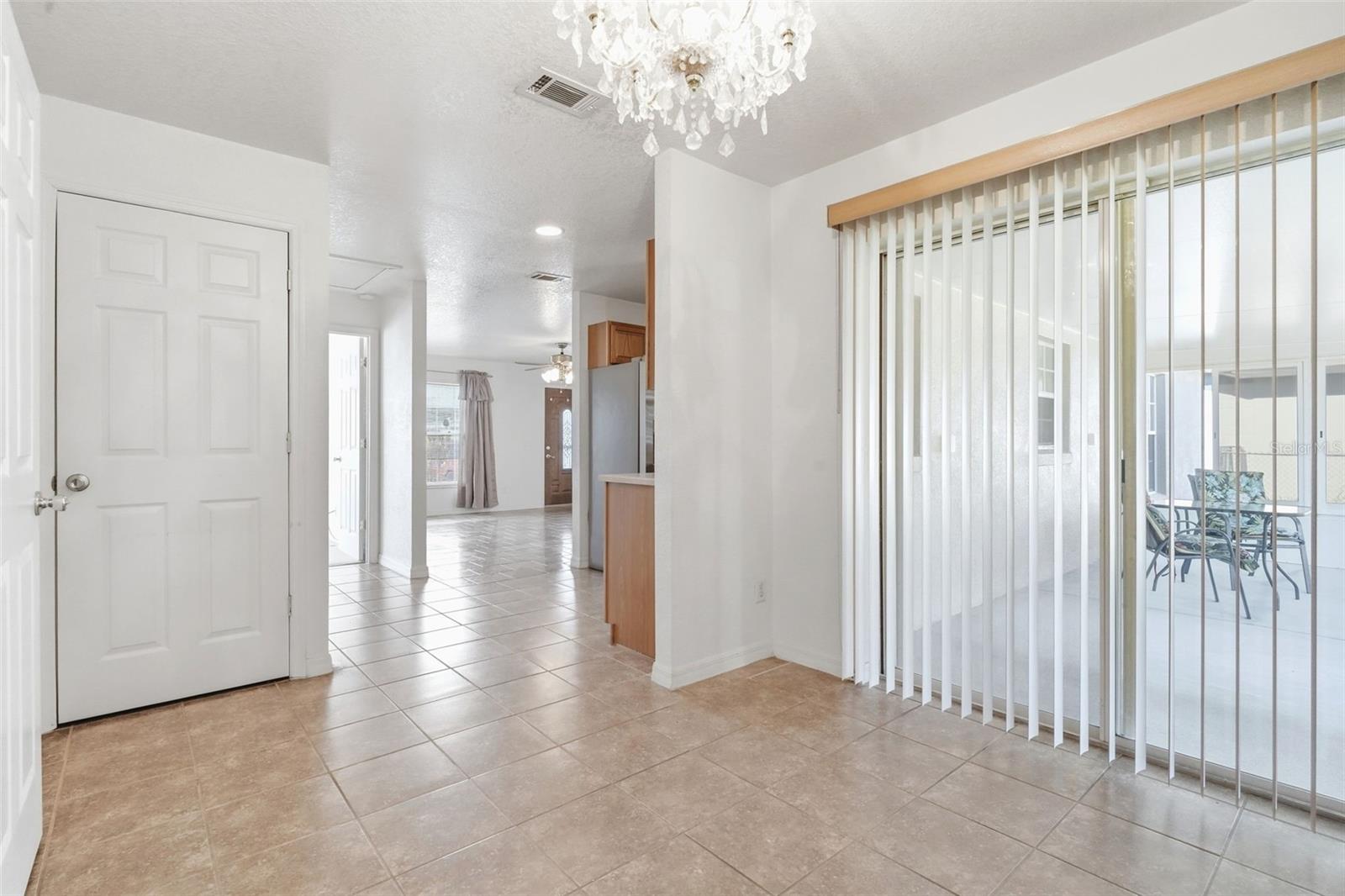 Image 9 of 36 For 709 Pamela Avenue