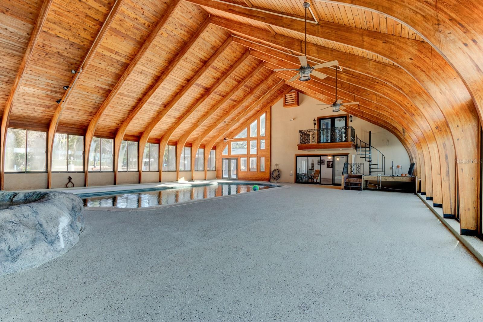 Image 15 of 67 For 1480 Lakeview Drive