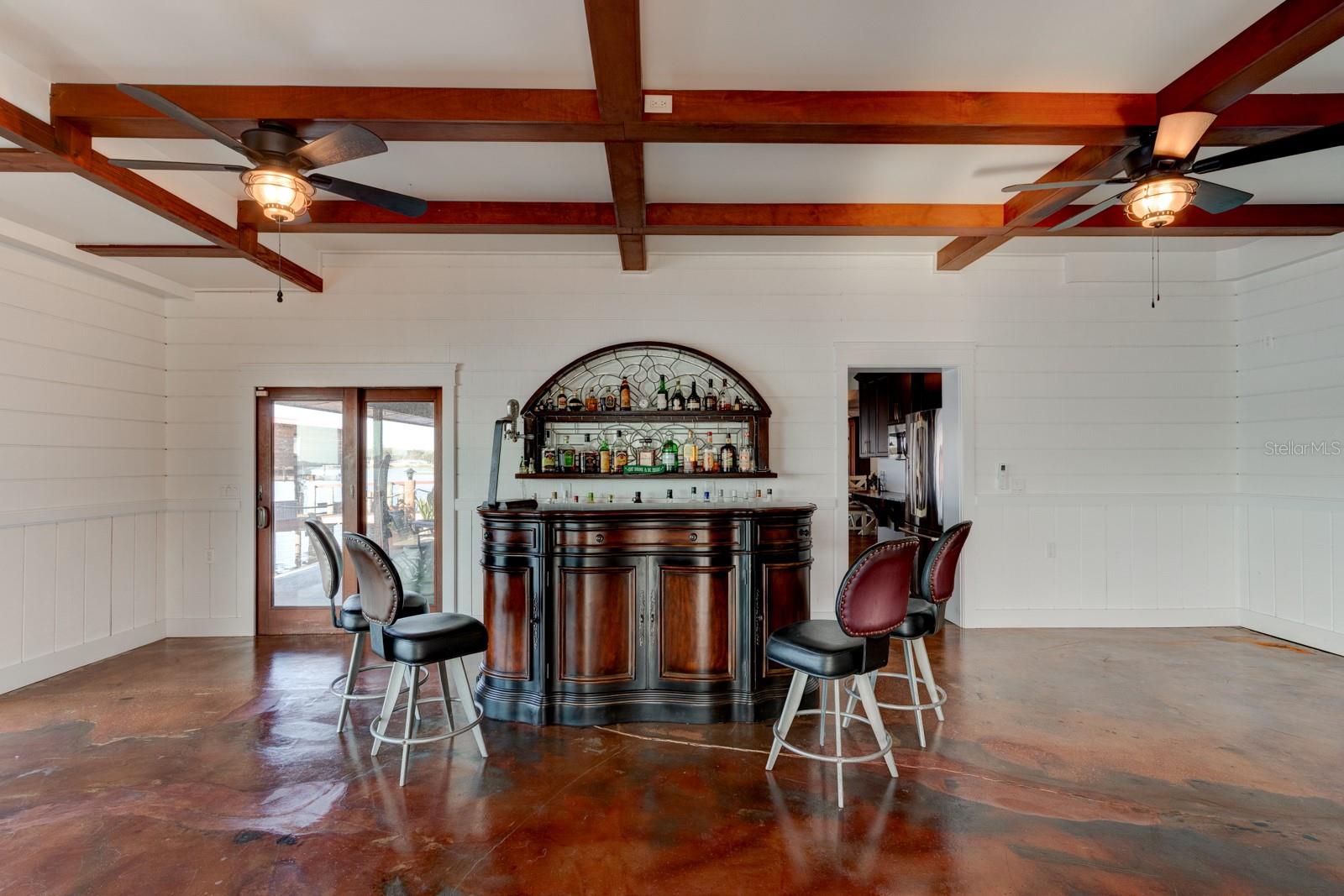 Image 19 of 67 For 1480 Lakeview Drive