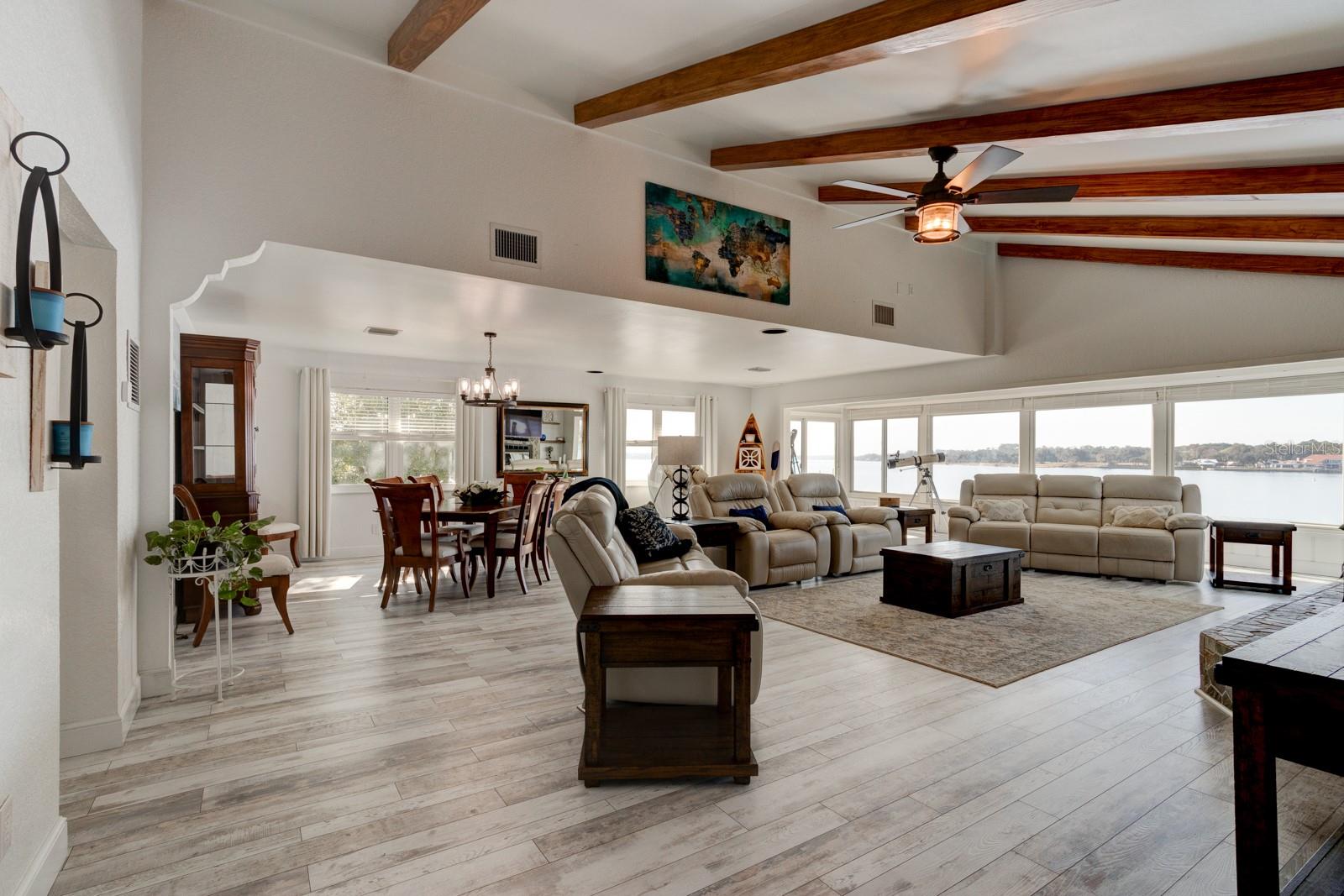 Image 28 of 67 For 1480 Lakeview Drive