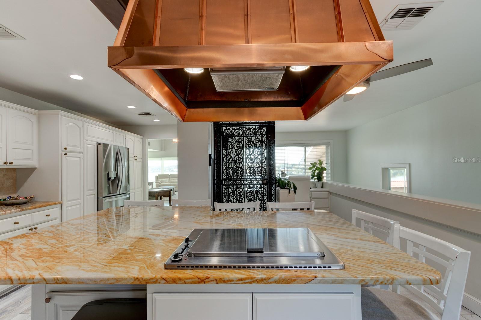 Image 36 of 67 For 1480 Lakeview Drive