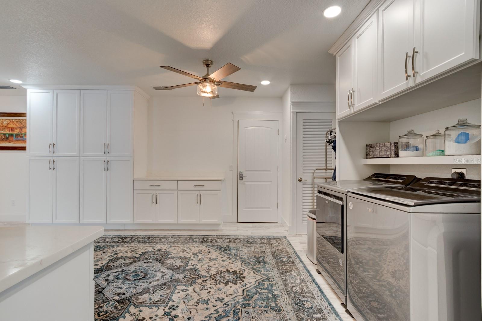 Image 40 of 67 For 1480 Lakeview Drive