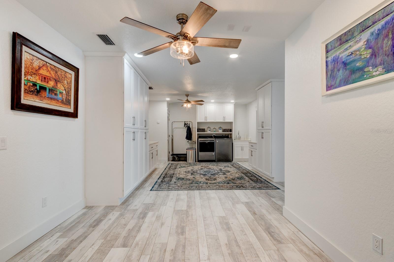 Image 41 of 67 For 1480 Lakeview Drive