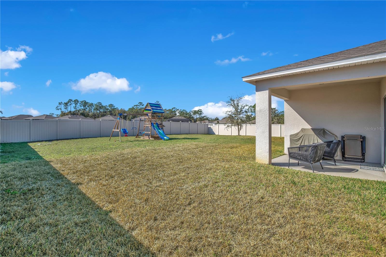 Image 26 of 38 For 332 Nowell Loop