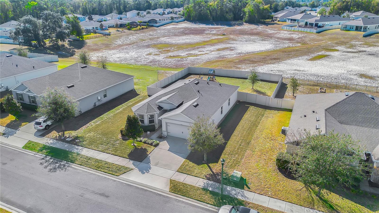 Image 30 of 38 For 332 Nowell Loop