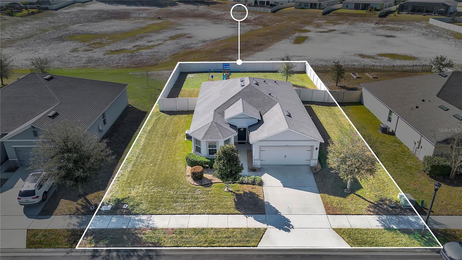 Image 37 of 38 For 332 Nowell Loop