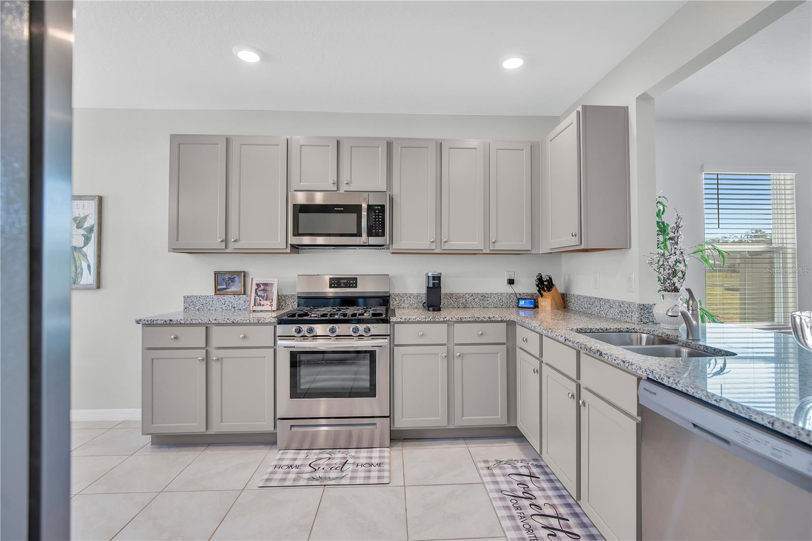 Image 9 of 38 For 332 Nowell Loop