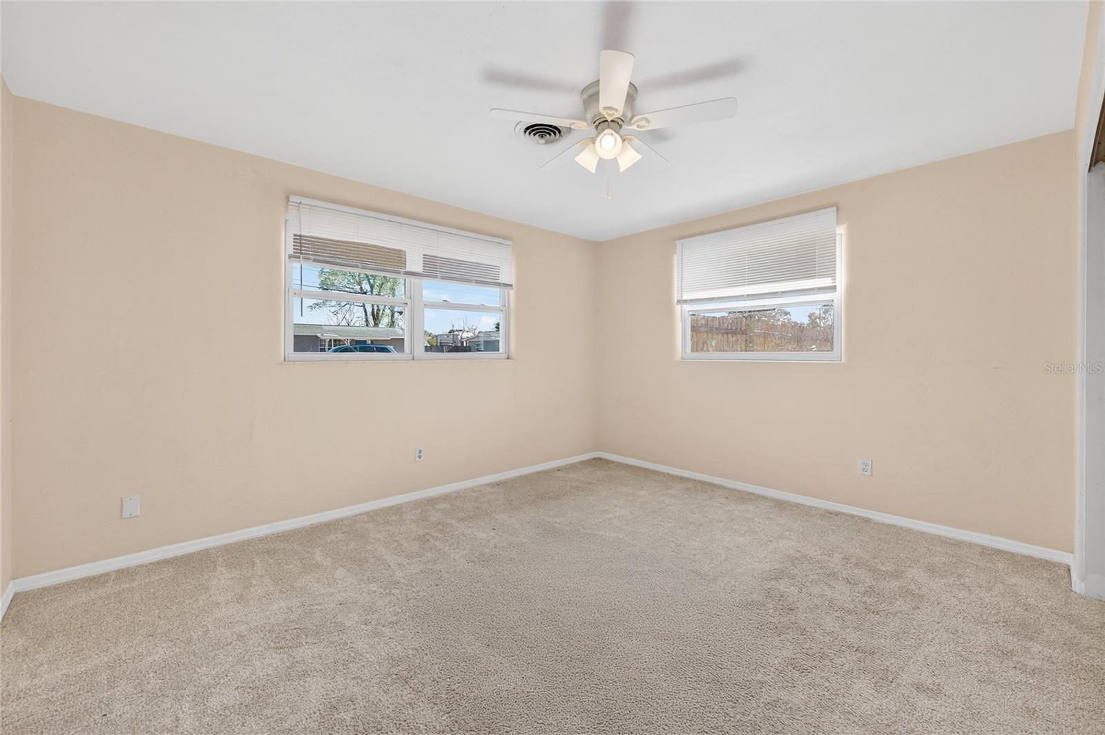 Image 16 of 32 For 123 Ocean Avenue