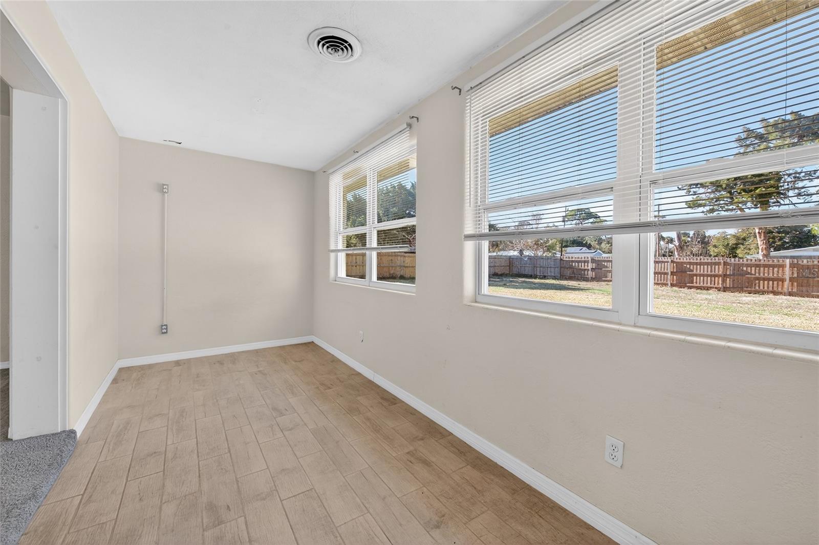 Image 6 of 32 For 123 Ocean Avenue