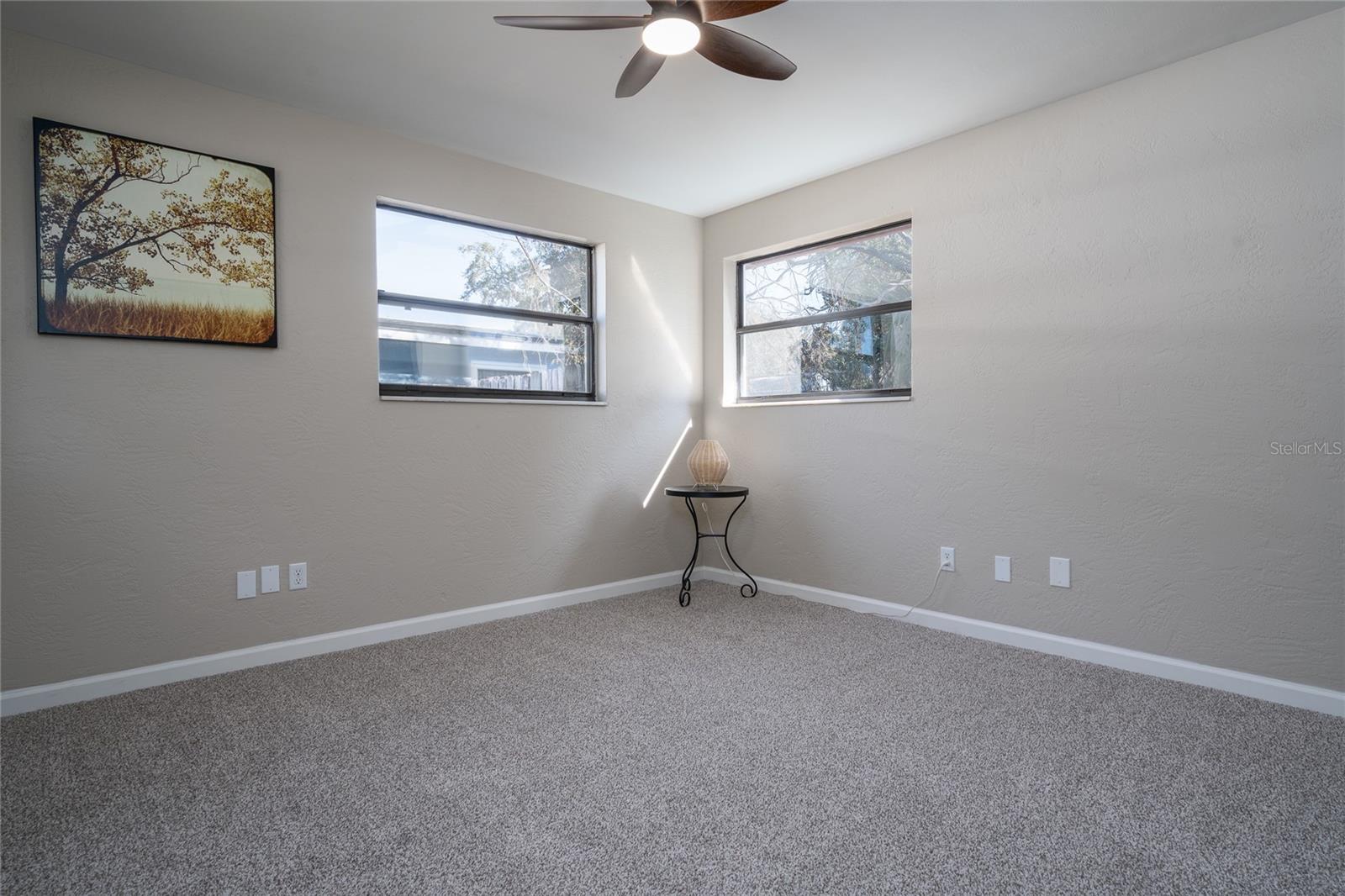 Image 15 of 24 For 355 Fir  