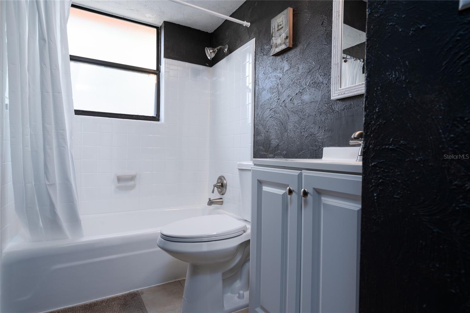 Image 17 of 24 For 355 Fir  