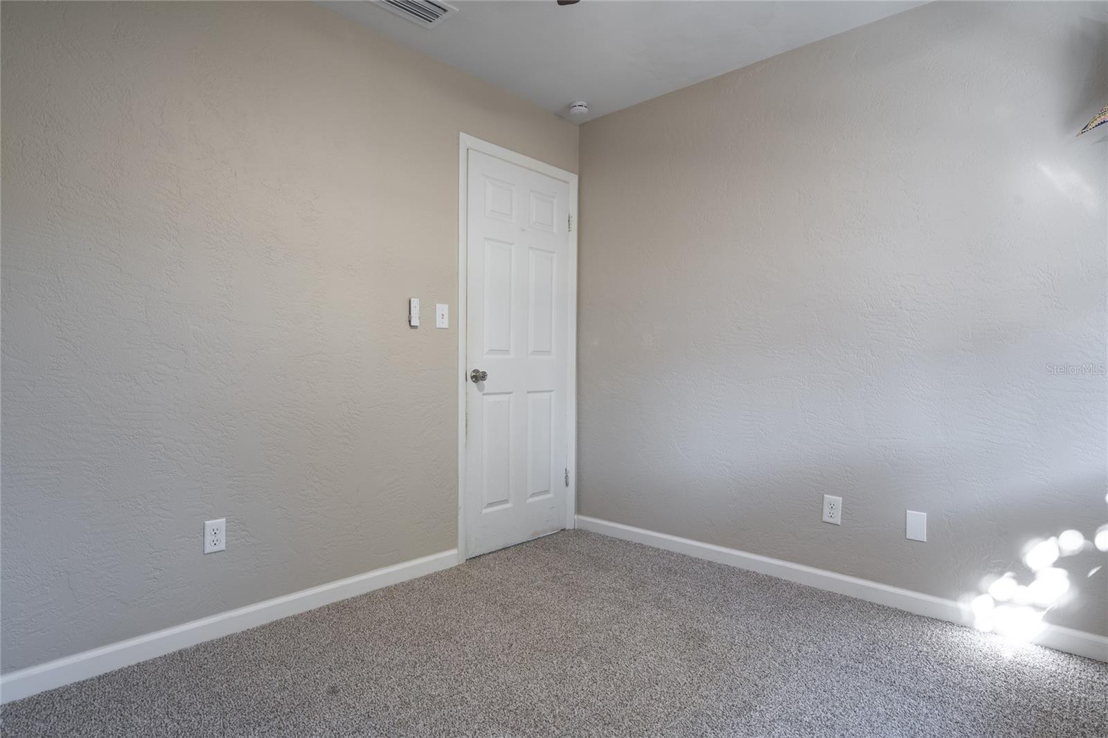 Image 19 of 24 For 355 Fir  