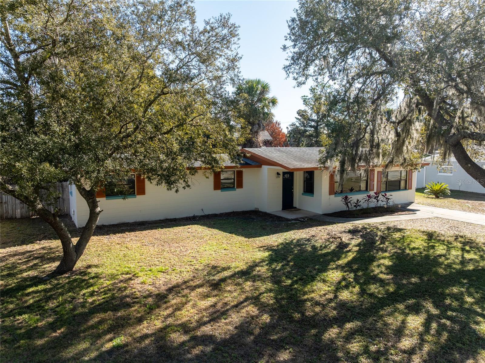 Image 3 of 24 For 355 Fir  