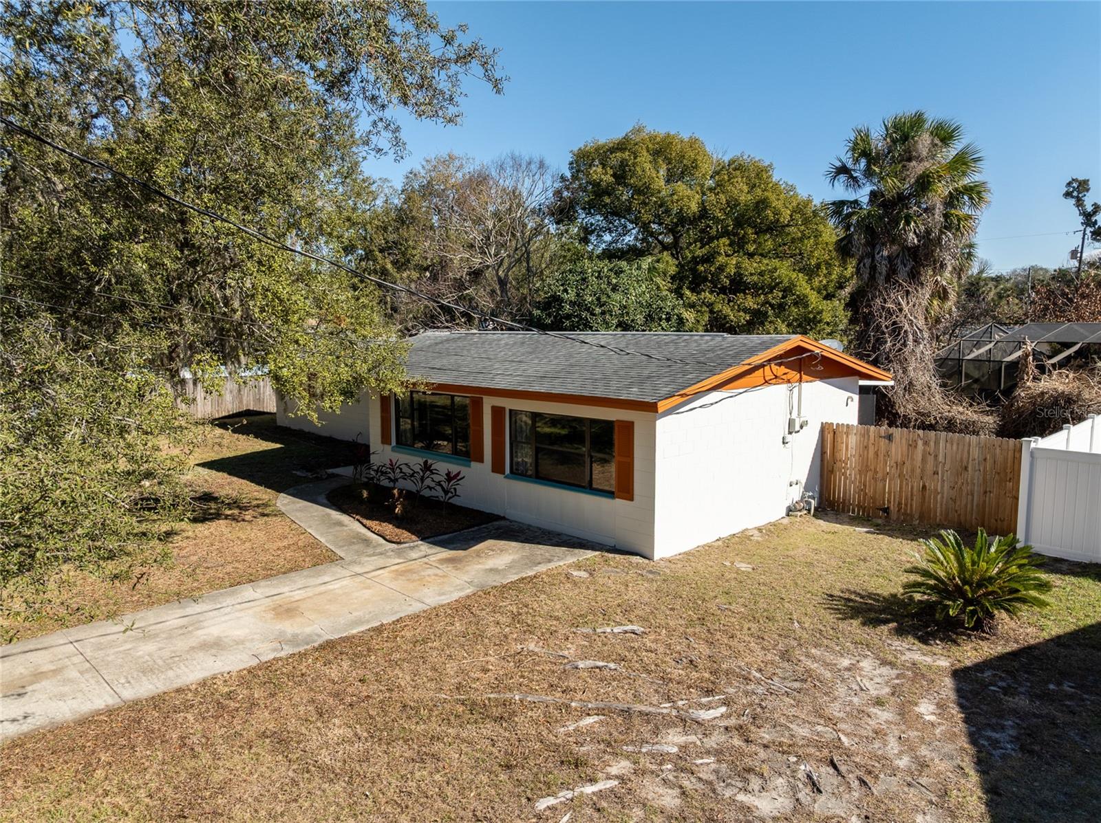 Image 5 of 24 For 355 Fir  