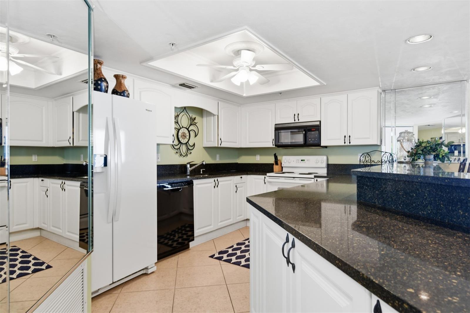 Image 11 of 49 For 2545 Atlantic Avenue 1103