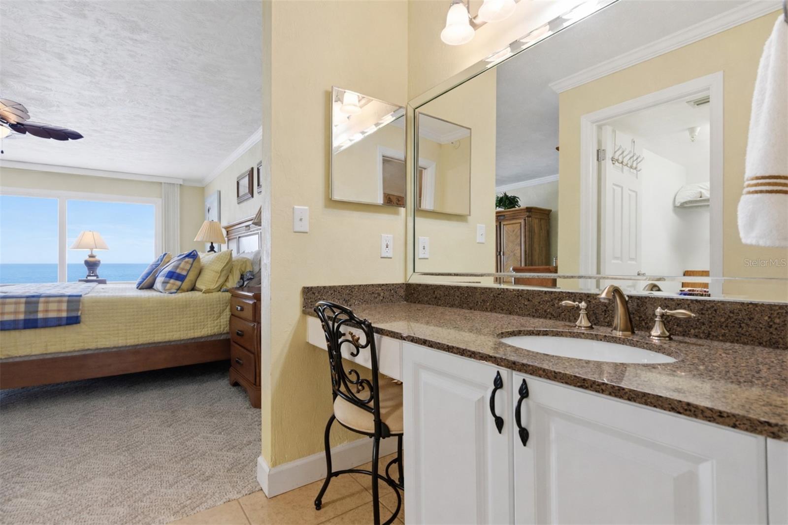 Image 21 of 49 For 2545 Atlantic Avenue 1103