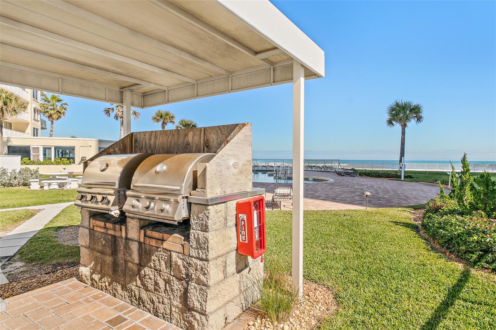 Image 37 of 49 For 2545 Atlantic Avenue 1103