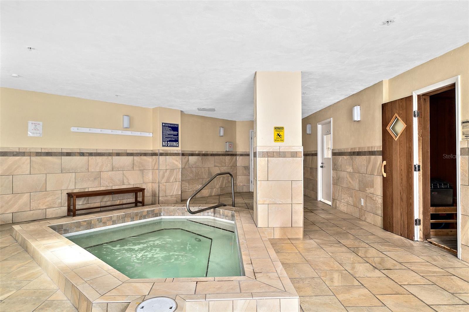 Image 39 of 49 For 2545 Atlantic Avenue 1103