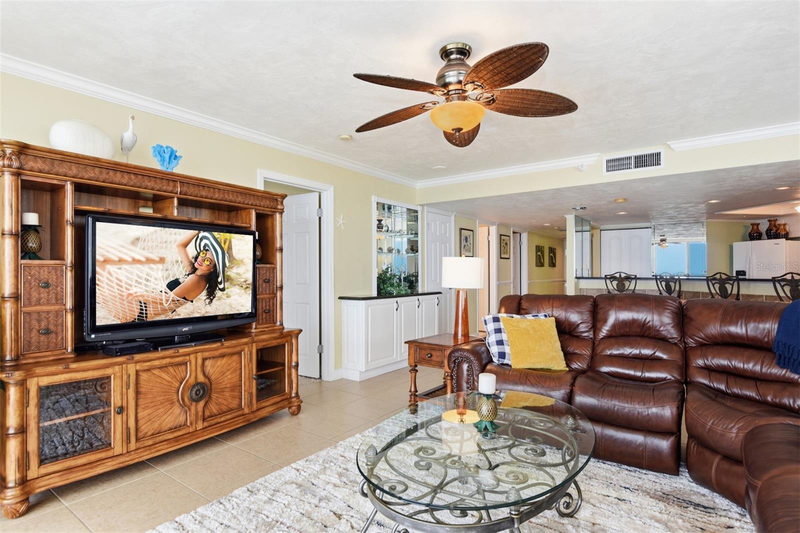 Image 7 of 49 For 2545 Atlantic Avenue 1103