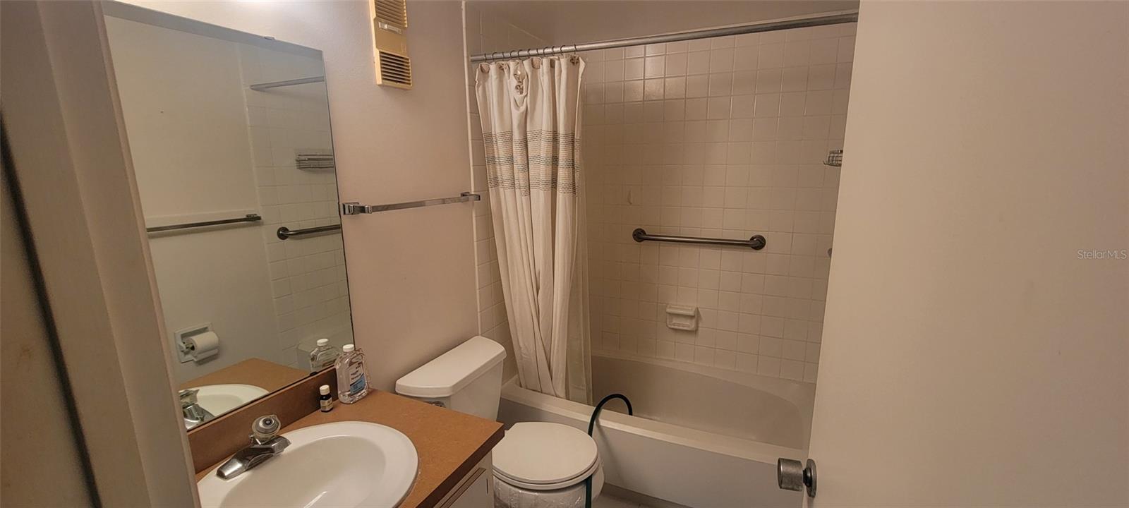 Image 14 of 32 For 180 Magnolia Woods Court 19a