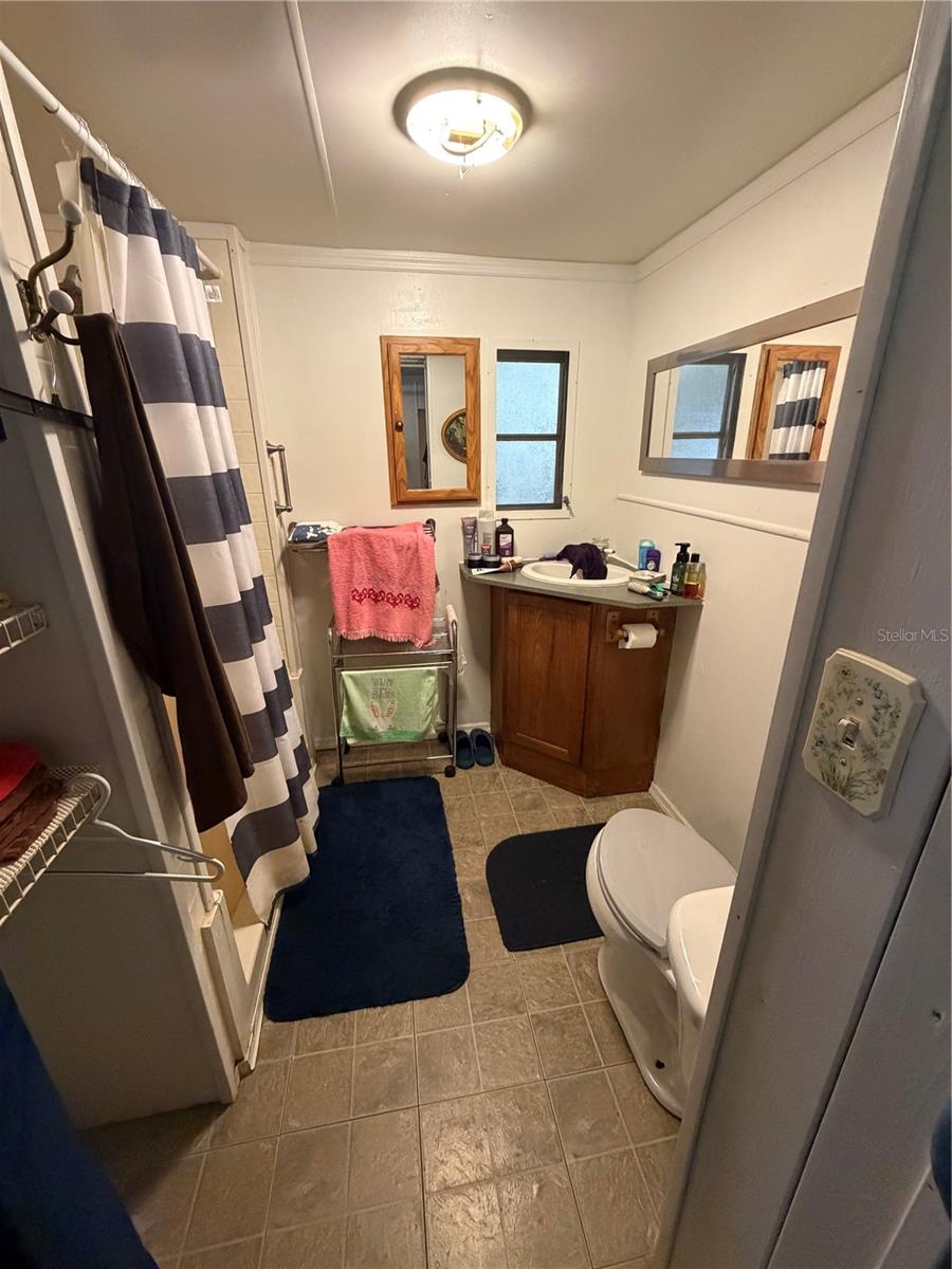 Image 13 of 17 For 12013 Bethwood Avenue