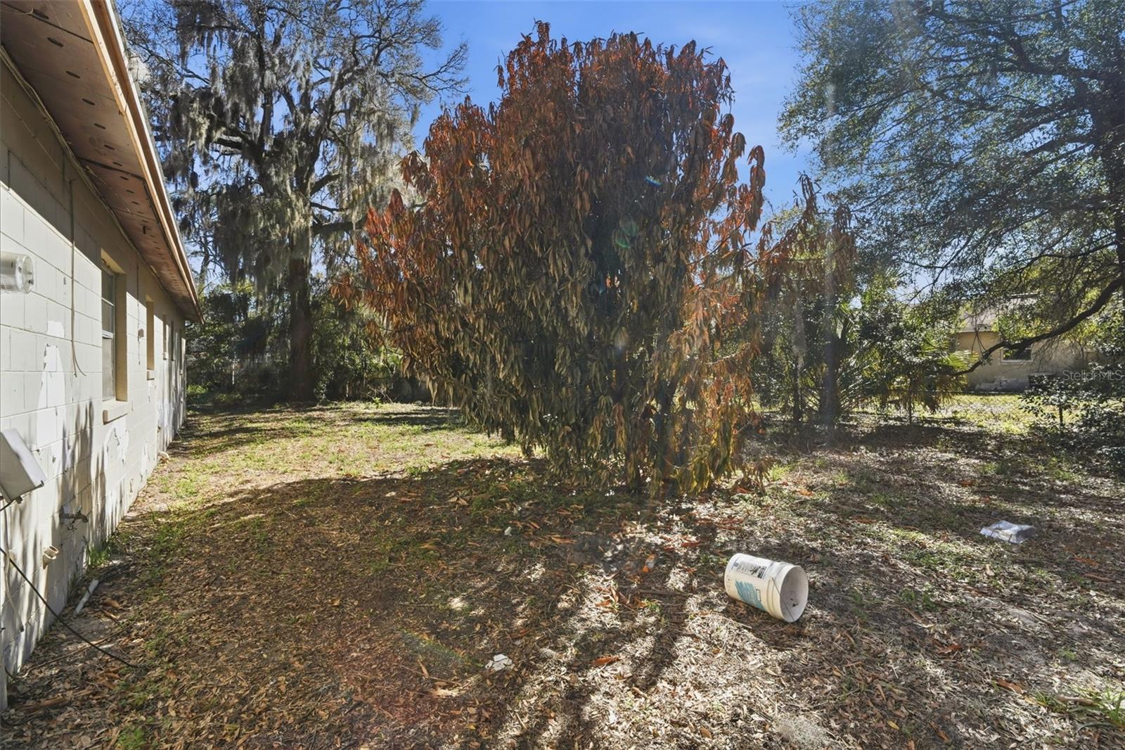 Image 12 of 40 For 808 Oakmont Court