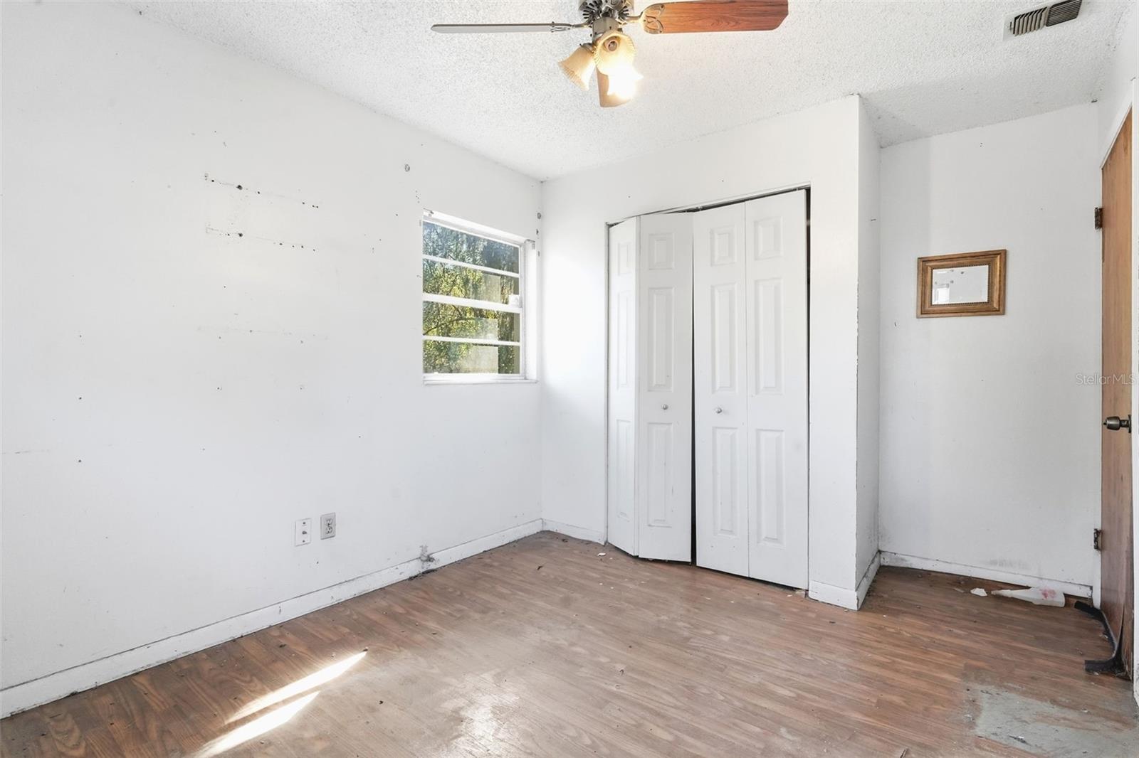 Image 38 of 40 For 808 Oakmont Court