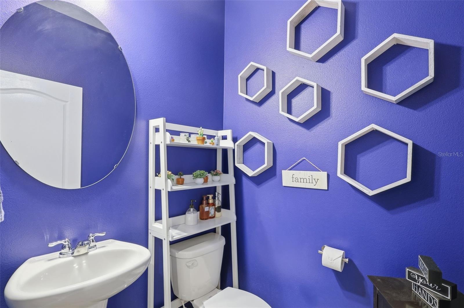 Image 16 of 37 For 737 Victoria Trails Boulevard