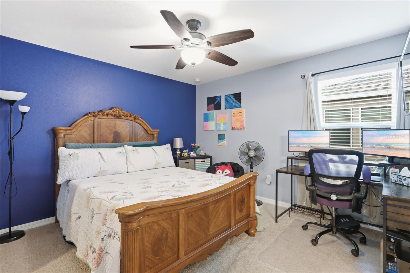 Image 22 of 37 For 737 Victoria Trails Boulevard