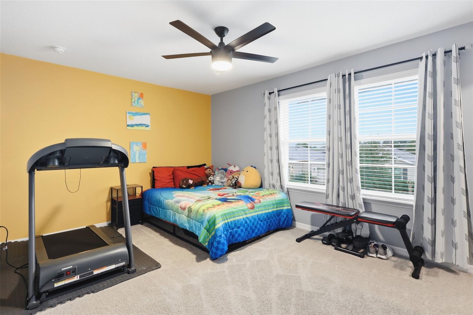 Image 24 of 37 For 737 Victoria Trails Boulevard