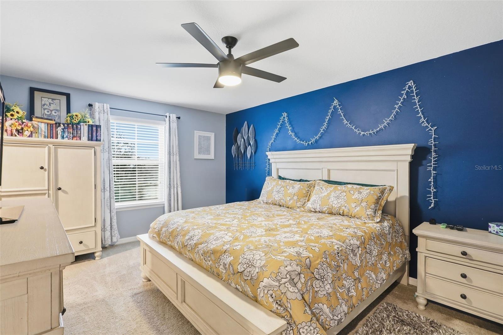 Image 27 of 37 For 737 Victoria Trails Boulevard