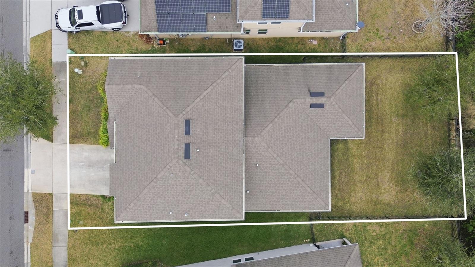 Image 36 of 37 For 737 Victoria Trails Boulevard