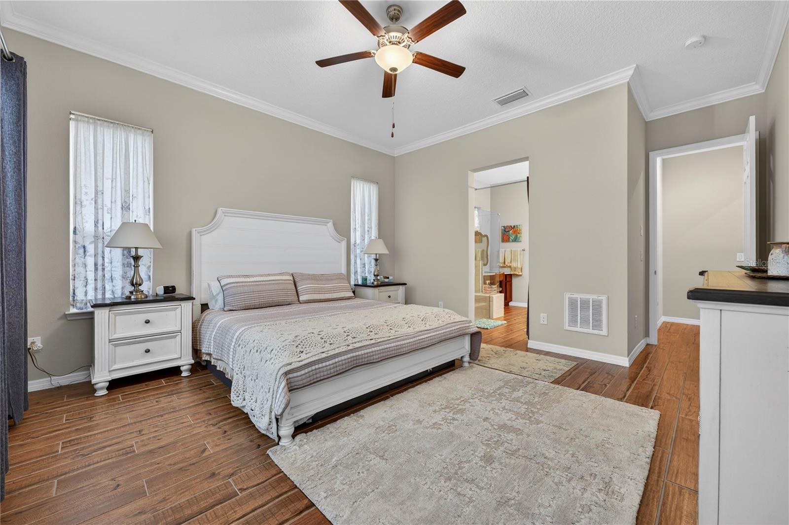 Image 22 of 84 For 4221 57th Avenue