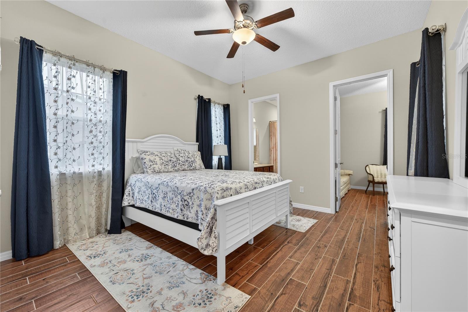 Image 29 of 84 For 4221 57th Avenue