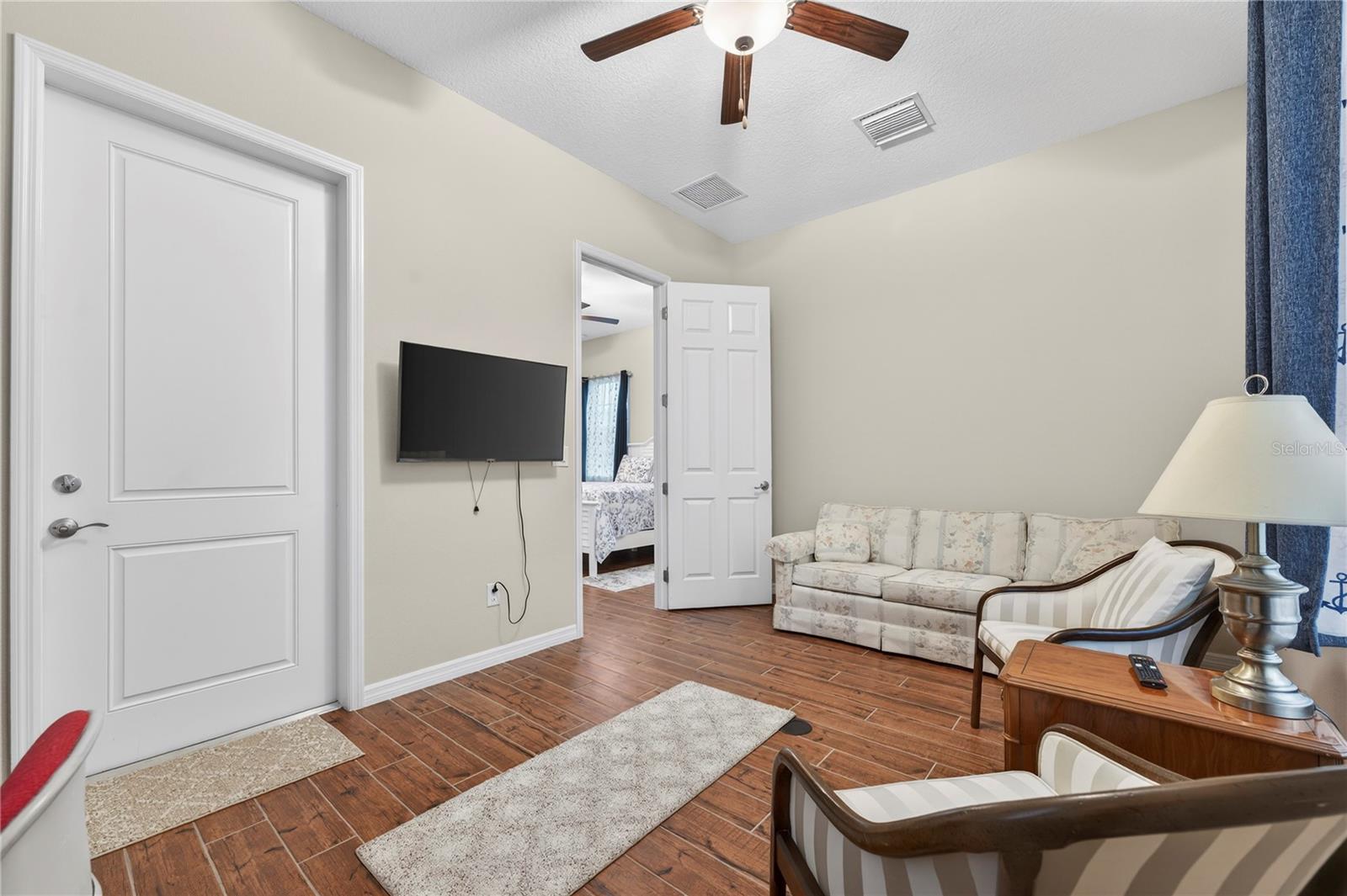 Image 36 of 84 For 4221 57th Avenue