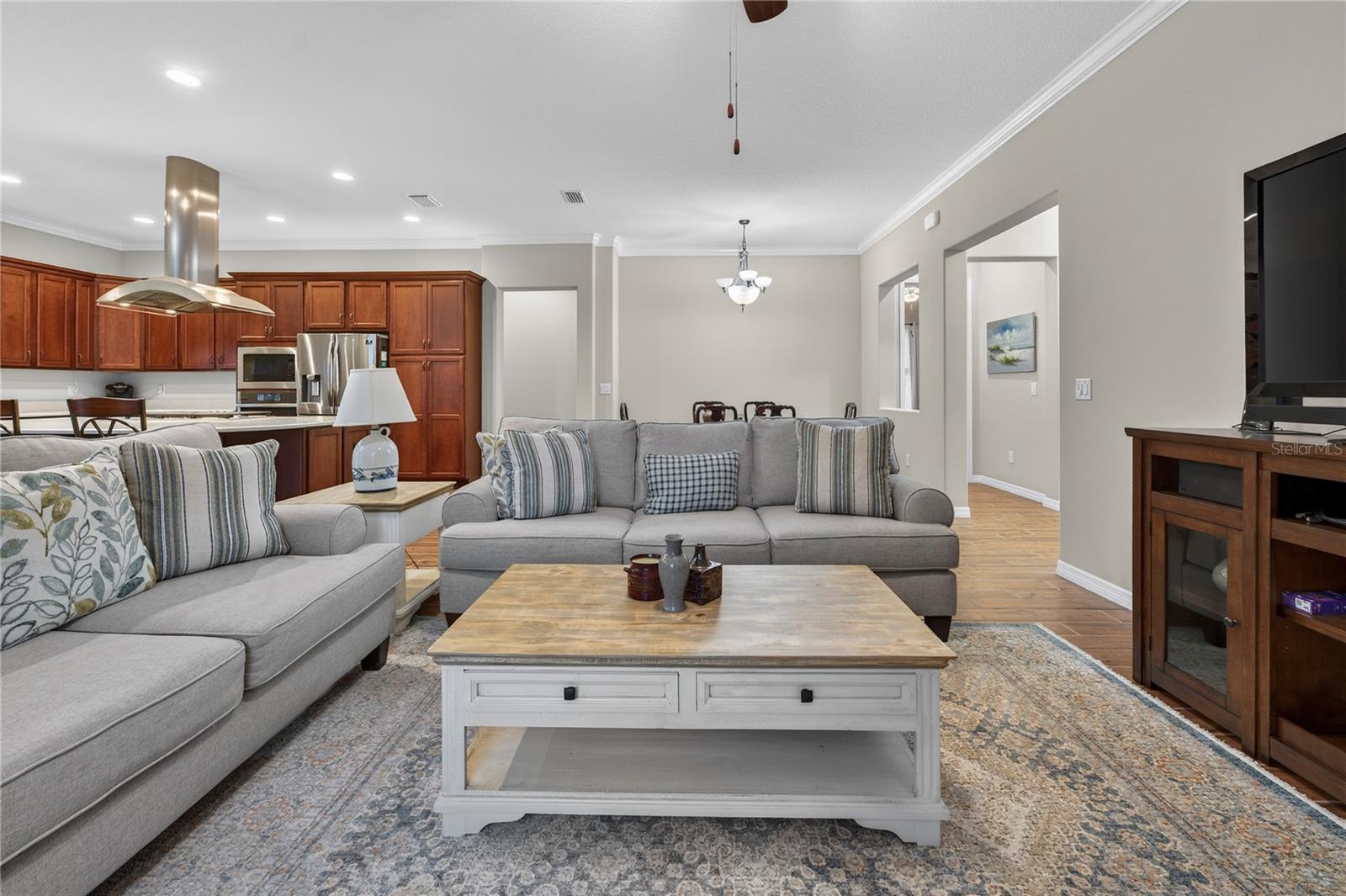 Image 5 of 84 For 4221 57th Avenue