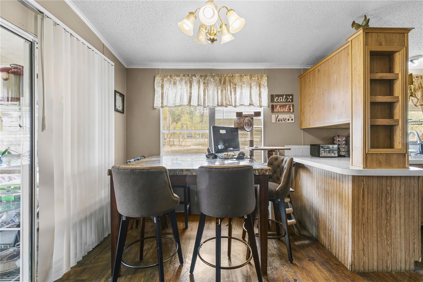 Image 11 of 37 For 9098 Lake Hatchineha Road