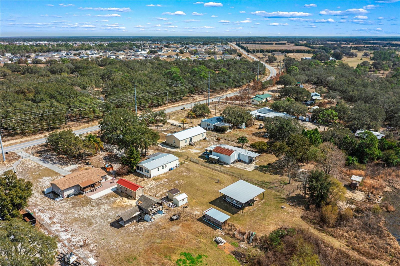 Image 24 of 37 For 9098 Lake Hatchineha Road