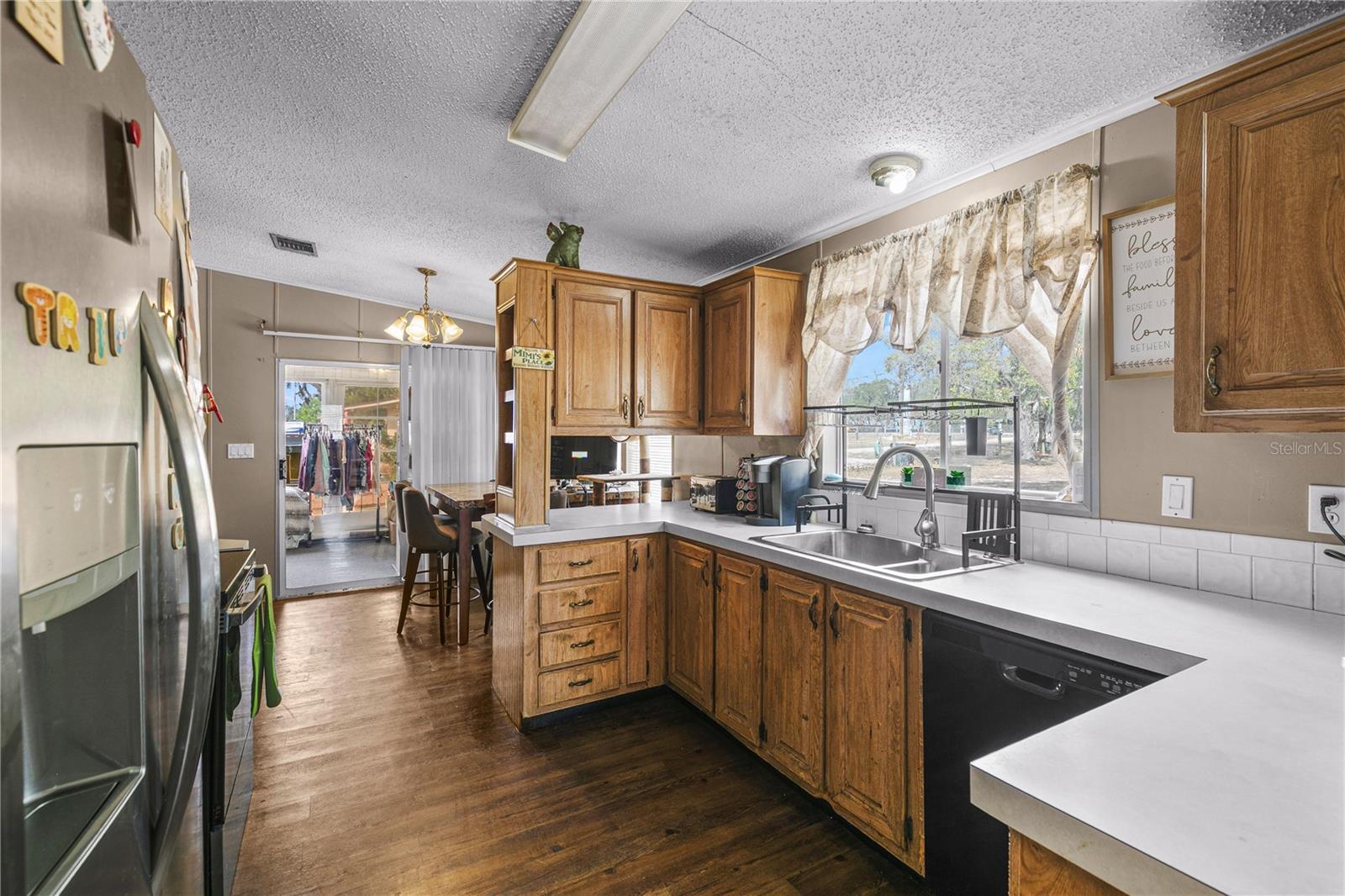 Image 3 of 37 For 9098 Lake Hatchineha Road