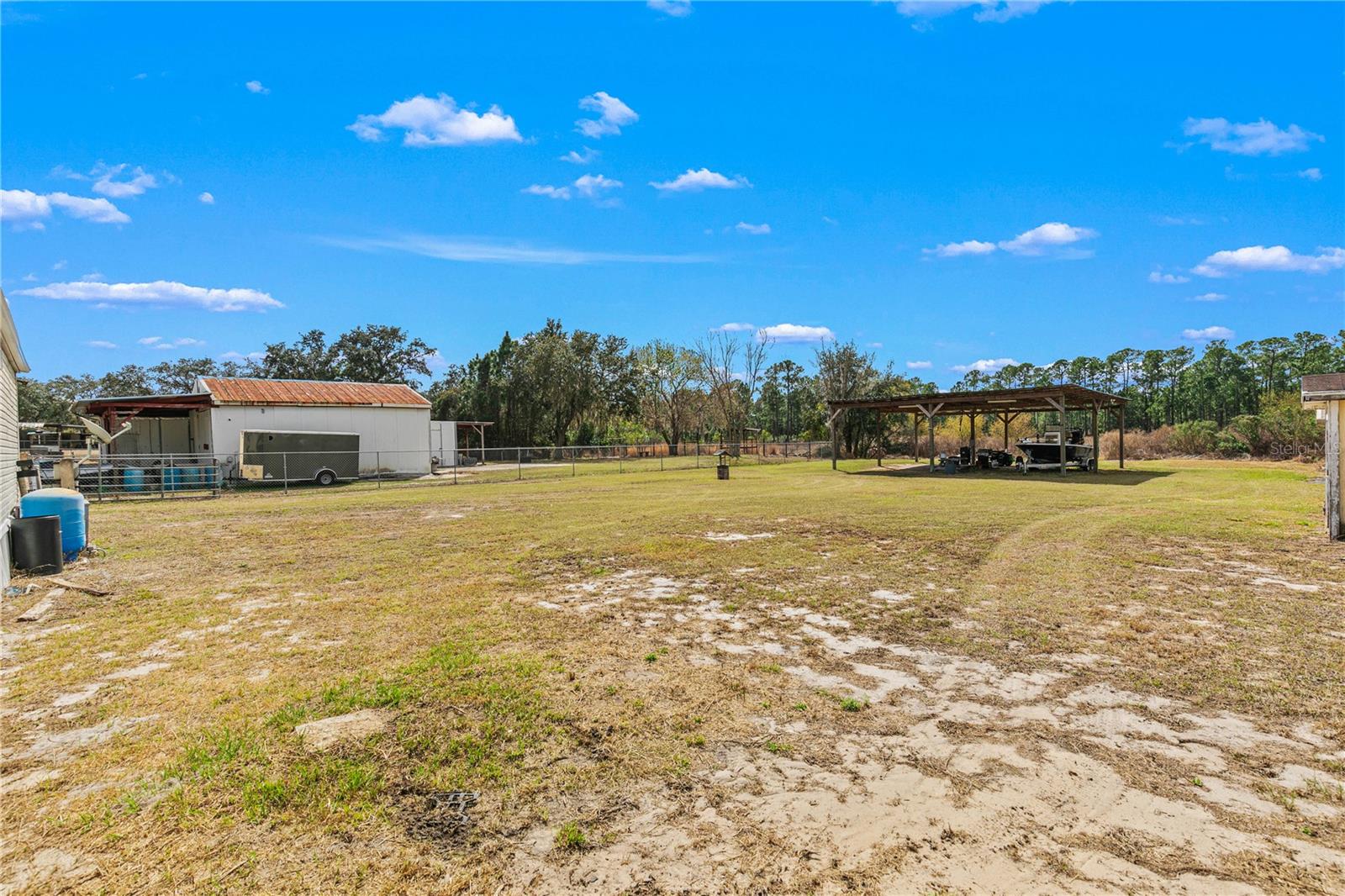 Image 33 of 37 For 9098 Lake Hatchineha Road