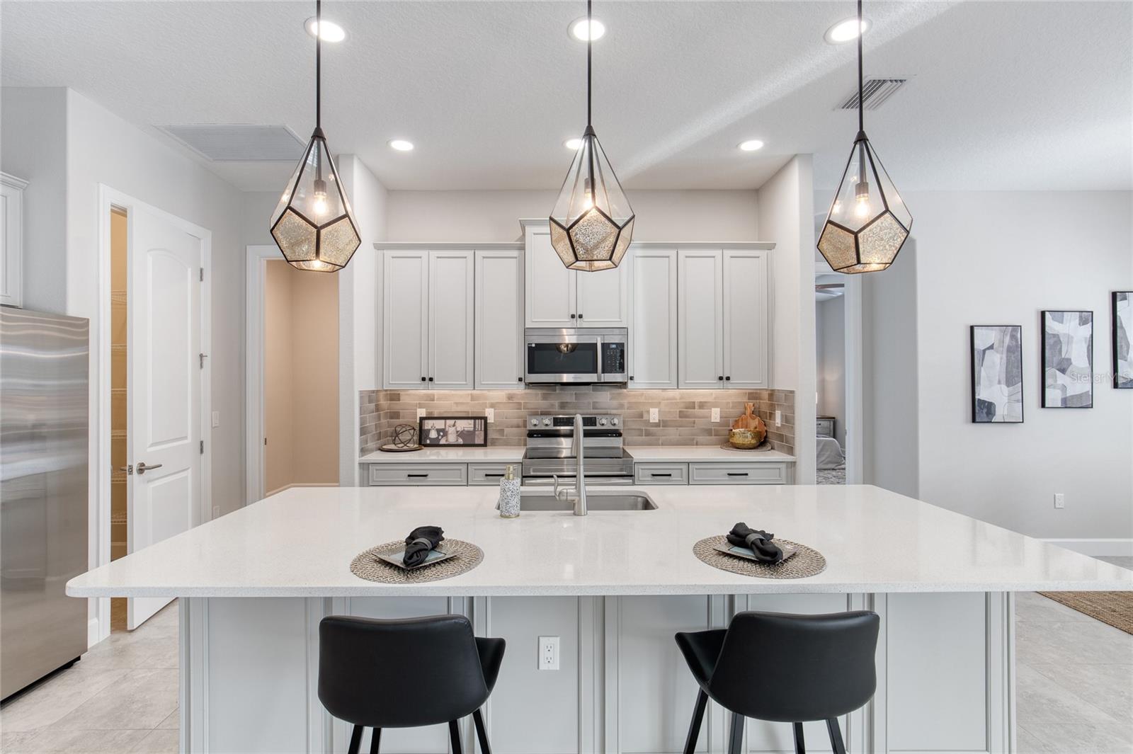 Image 25 of 74 For 3254 Acoma Drive