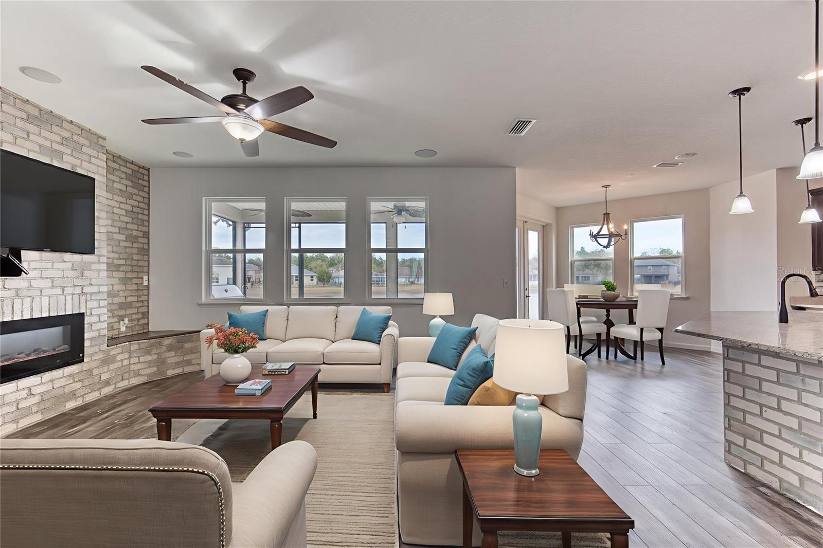 Image 12 of 69 For 160 Pergola Place