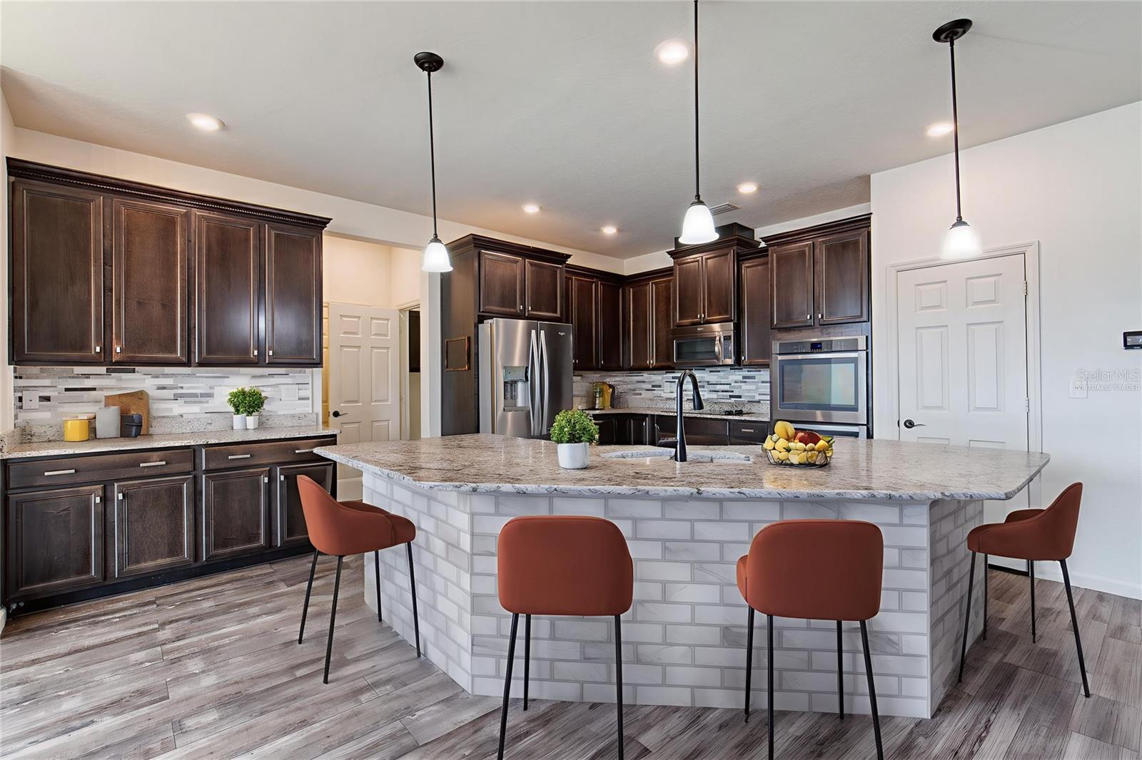 Image 23 of 69 For 160 Pergola Place