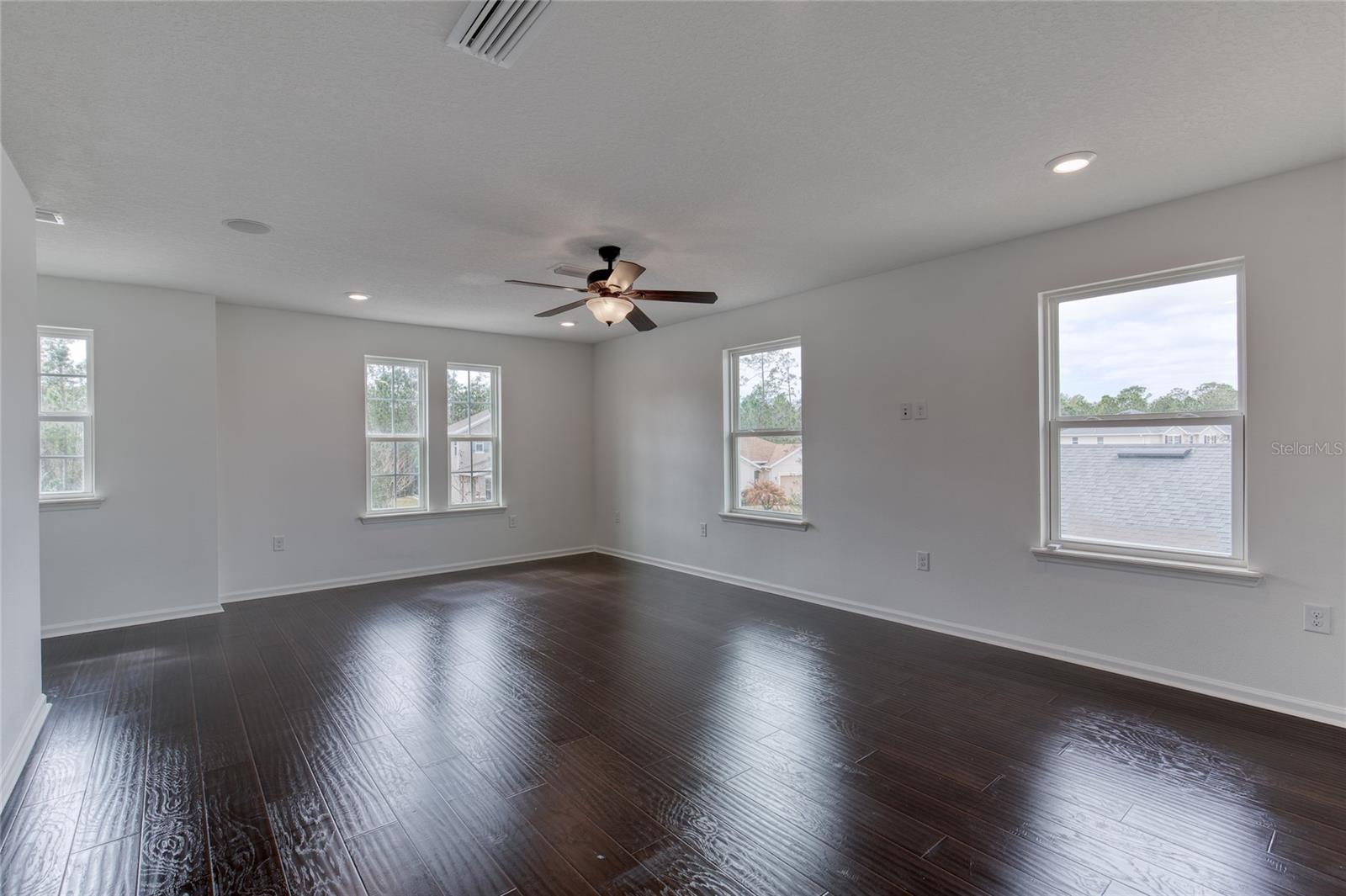 Image 30 of 69 For 160 Pergola Place