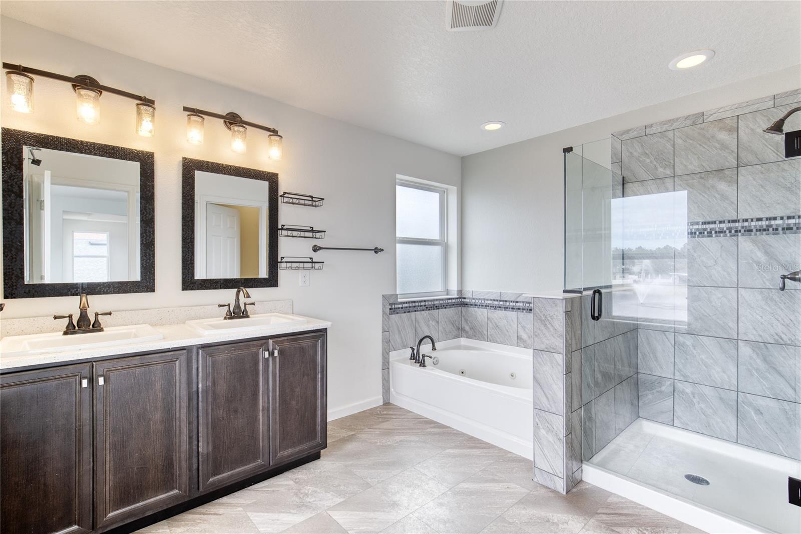 Image 39 of 69 For 160 Pergola Place