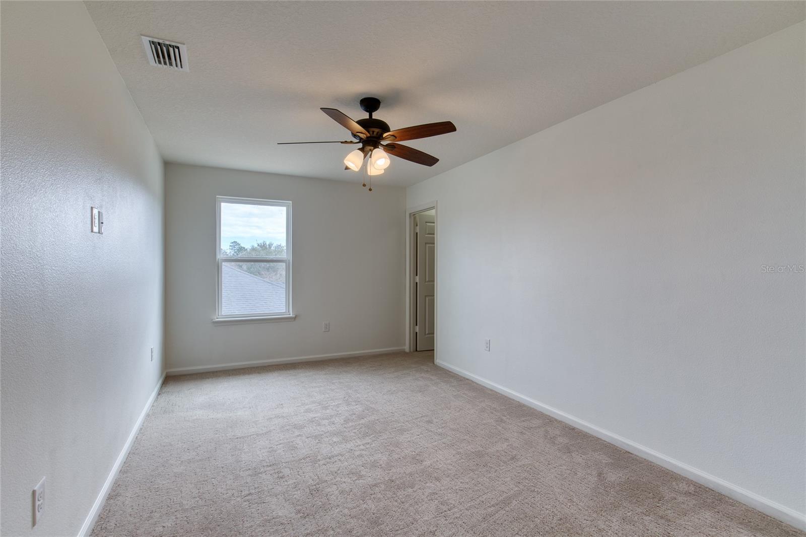 Image 42 of 69 For 160 Pergola Place